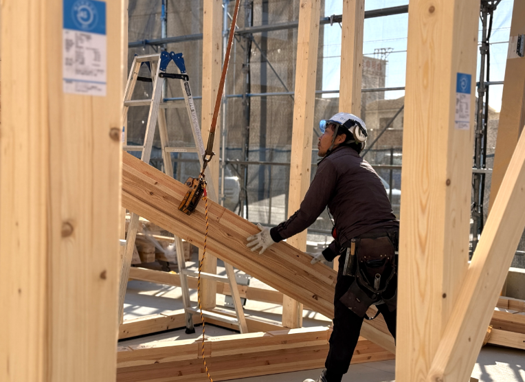 おしゃれな高性能住宅を、職人集団オオトリ建設で