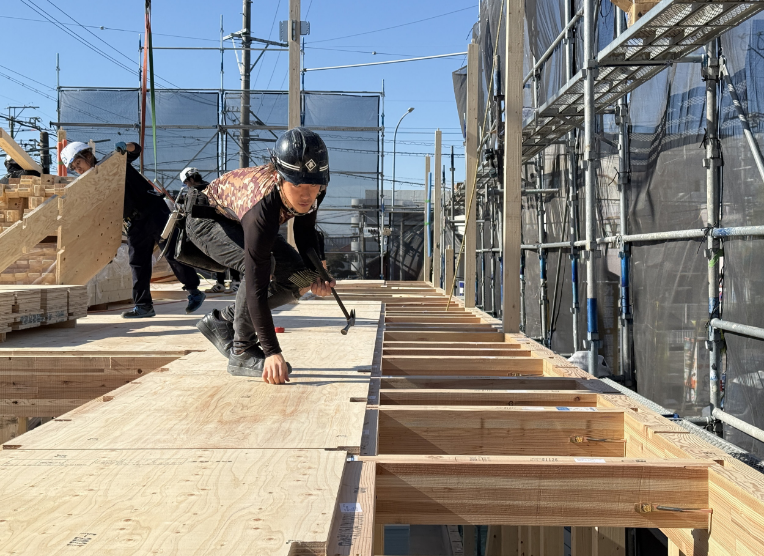 おしゃれな高性能住宅を、職人集団オオトリ建設で