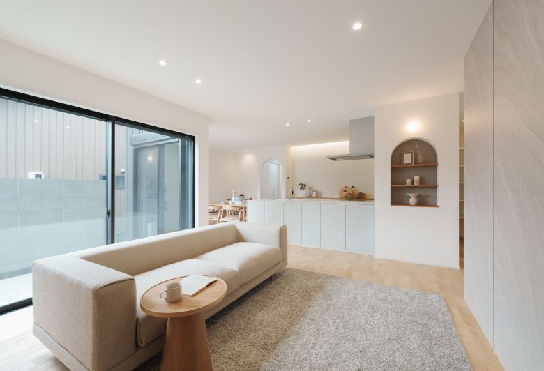 ノンブラックハウス アイキャッチ画像